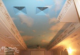 Потолок. Небо. Ресторан "Divice". ул. Хмельницкого 31.